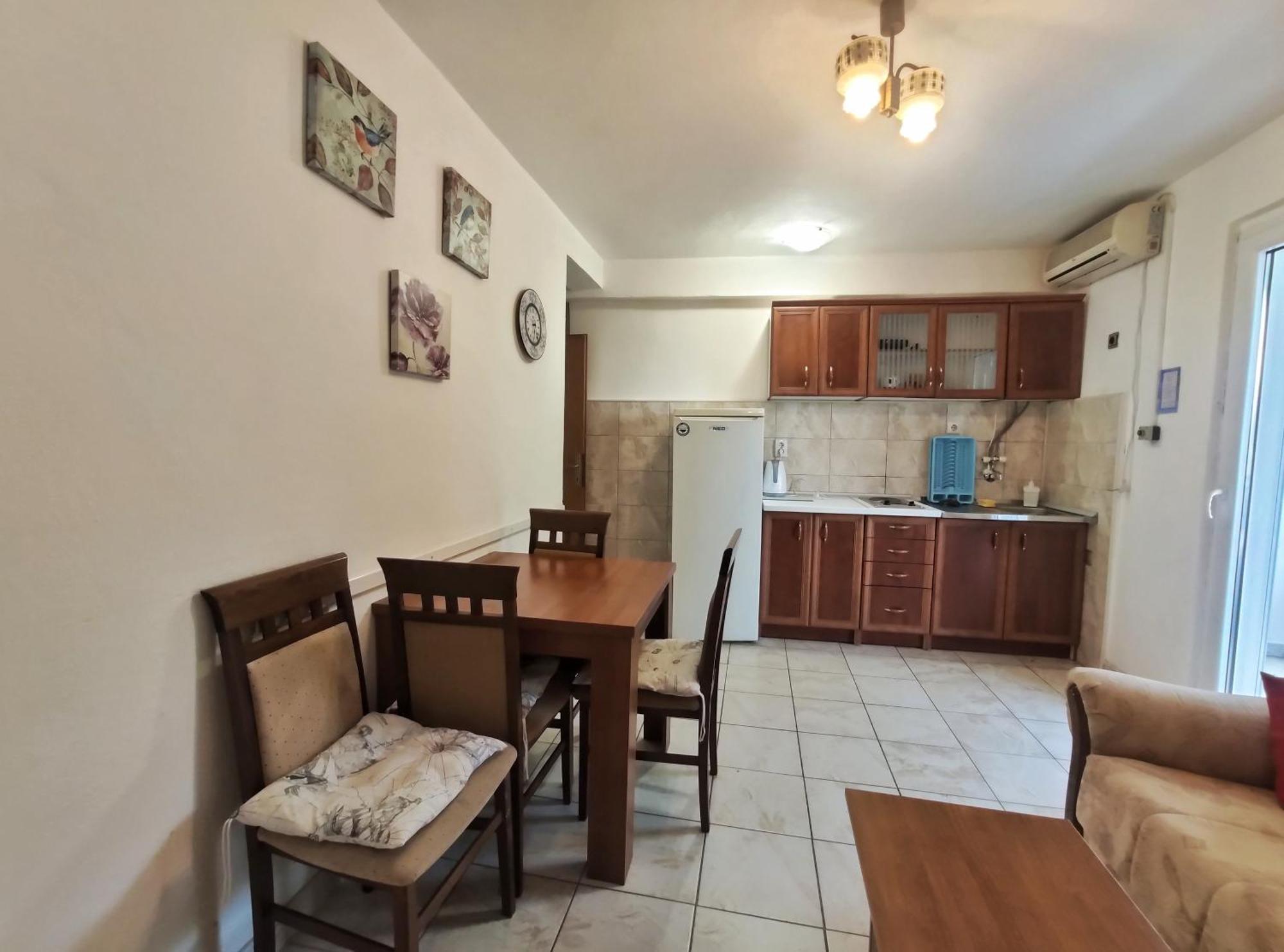 Apartments Gvozdenovic Petrovac الغرفة الصورة